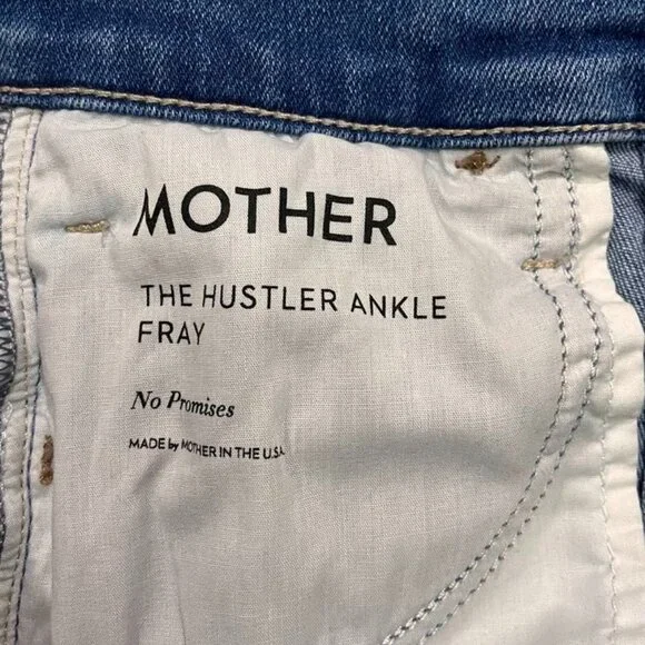 NEW MOTHER The Hustler Ankle Fray Jeans “No Promises” Blue Wash Size 26 - Picture 10 of 14